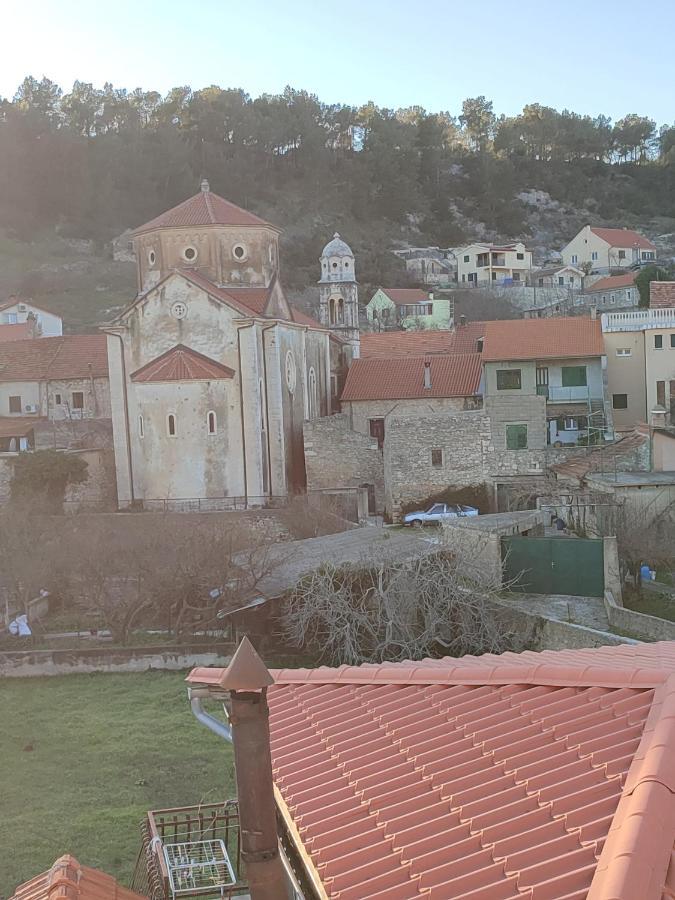 Apartments Pulic Skradin Buitenkant foto