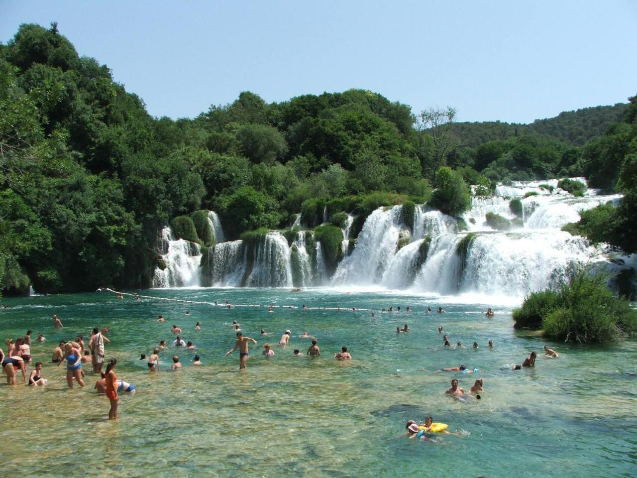 Apartments Pulic Skradin Buitenkant foto